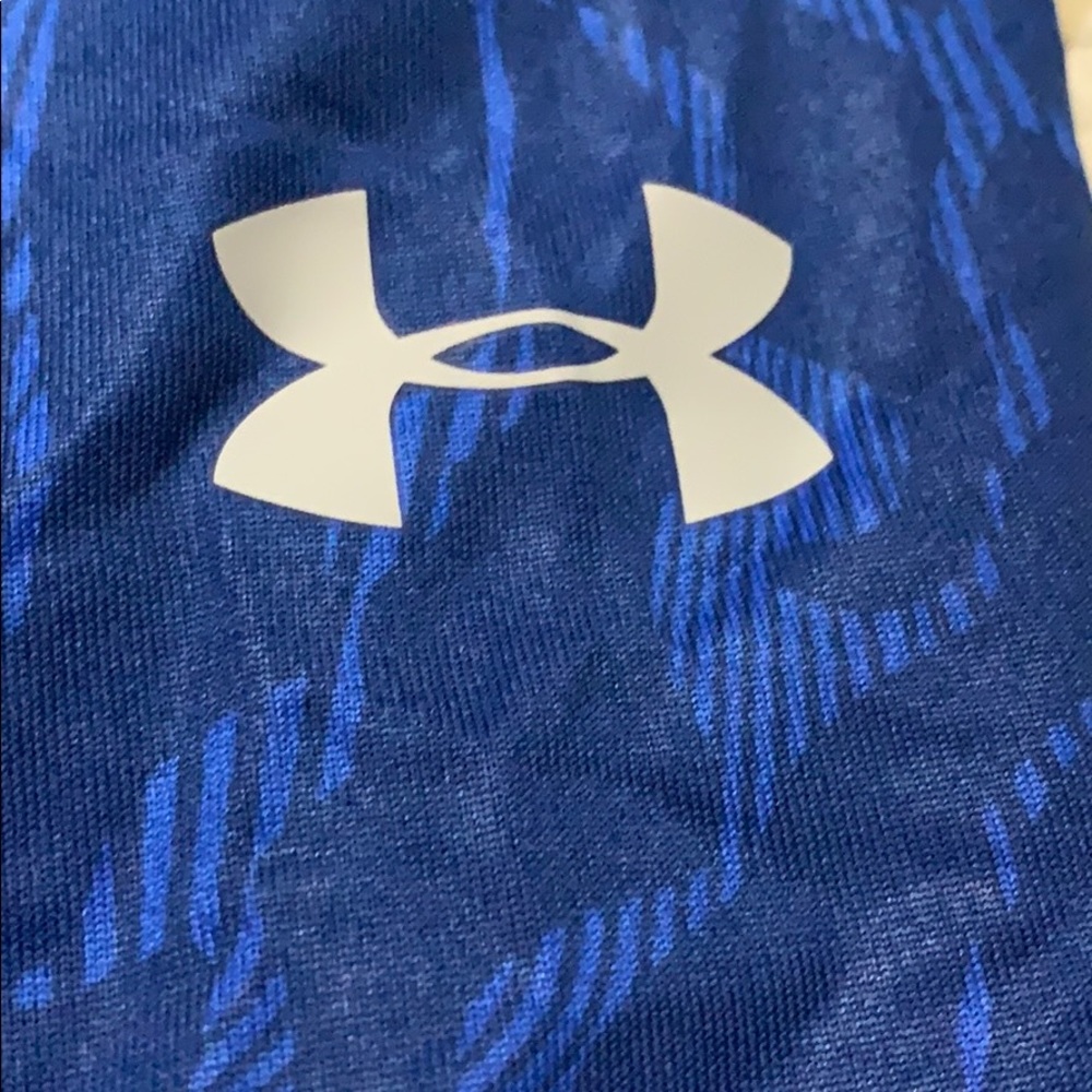Men’s Under Armour large tech tee - Picture 4 of 4